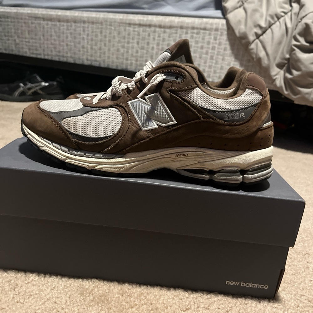 New Balance 2002r Adrift Moonbeam Size 10 Good Condition
